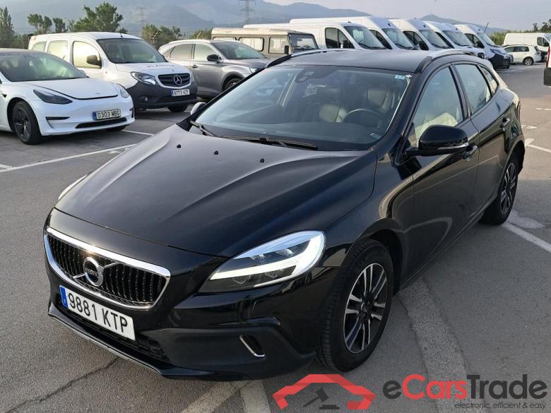 Volvo 1.5 T3 Pro Auto V40 Cross Country Pro 1.5 T3 150CV AT6 E6dT #1