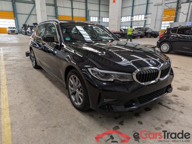 BMW 3-Serie Touring ´18 Baureihe 3 Touring 330 i xDrive Sport Line 2.0 190KW E6dT #4
