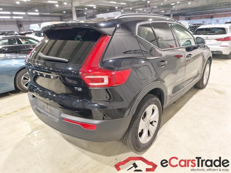 VOLVO XC40 1.5 T2 MOMENTUM CORE #4