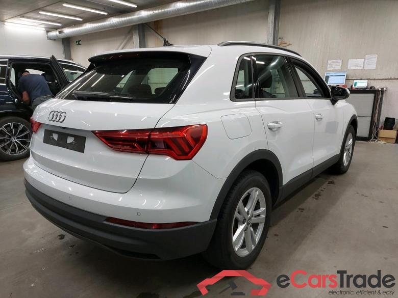 AUDI - AUD Q3 35 TDI 150PK S-Tronic Business Edition Pack Platinum & Pano Roof #2