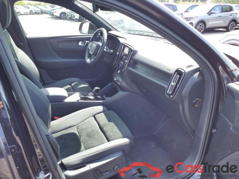 VOLVO XC40 1.5 T5 180+82 ch DCT7 Ultimate #5