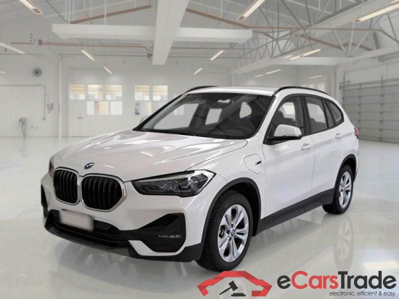 BMW 25E BF21 BMW X1 / 2019 / 5P / SUV XDRIVE 25E BUSINESS ADVANTAGE AUTOMATICO #1