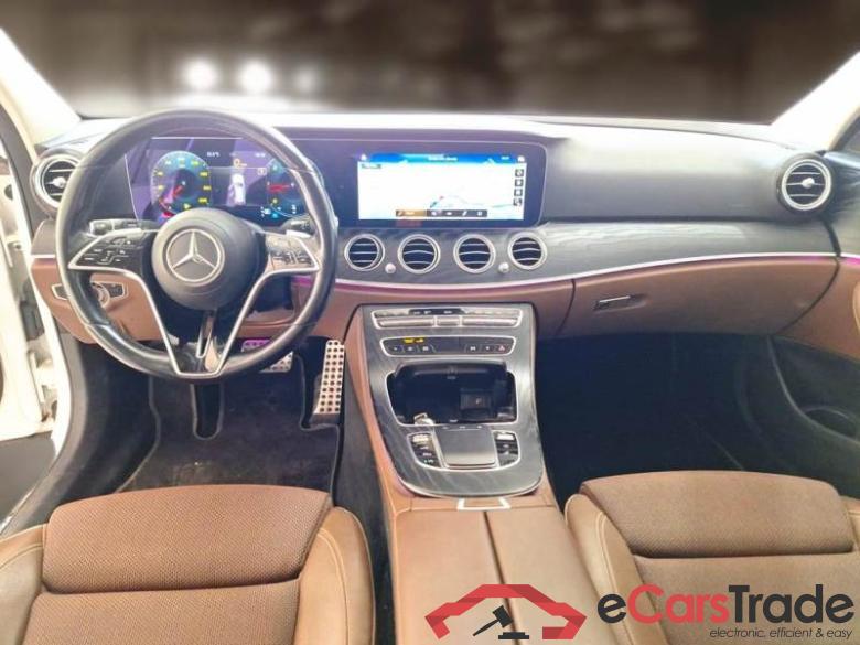 Mercedes 8 MERCEDES-BENZ CLASSE E ALL-TERRAIN / 2016 / 5P / STATION WAGON E220D 4MATIC AUTO A-T BUSINESS SPORT #3