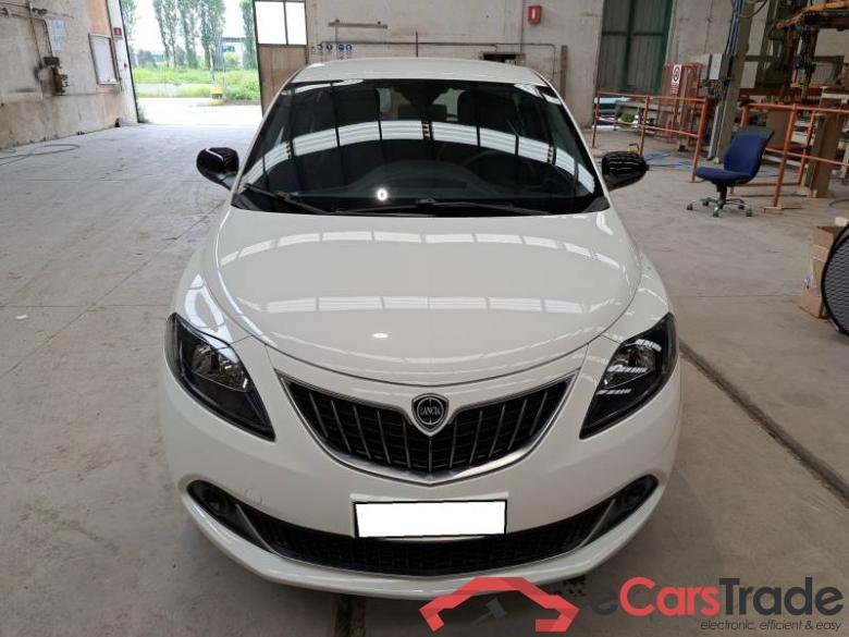 Lancia 3 LANCIA YPSILON ECOCHIC / 2021 / 5P / BERLINA 1.0 FIREFLY 70CV SeS HYBRID SILVER #6