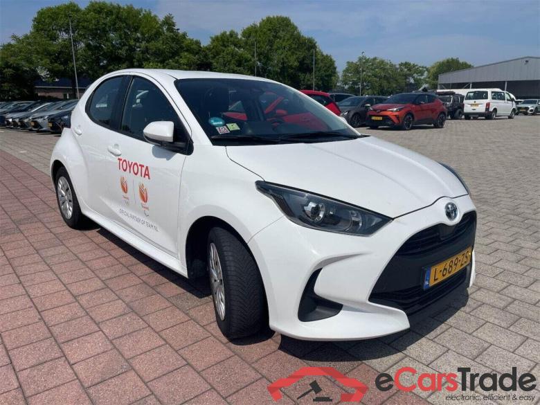 TOYOTA YARIS 1.5 Hybrid Active #2