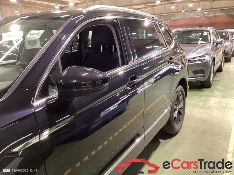 VOLKSWAGEN TIGUAN ALLSPACE 2.0 TDI LIFE BUSINESS DSG #3