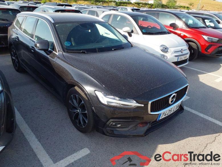 VOLVO V60 2.0 B4 Momentum Pro #1