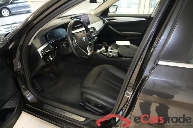BMW 5-Serie Touring ´16 Baureihe 5 Touring 520 d 2.0 140KW AT8 E6d #4