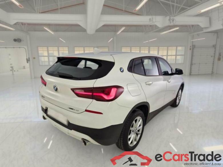 BMW XDRIVE BUSX BMW X2 / 2017 / 5P / SUV XDRIVE 18D BUSINESS X AUTOMATICO #2
