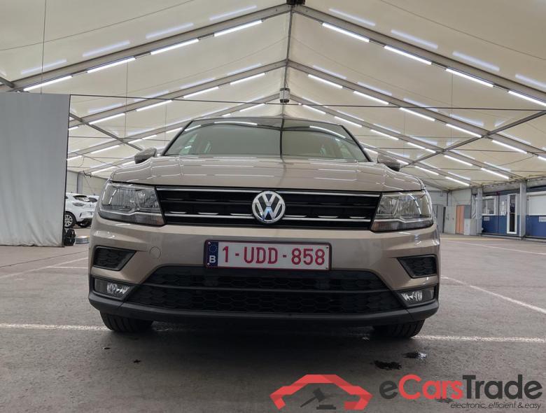 VOLKSWAGEN Tiguan 1.4 TSI 92 kW (125 ch) 6 vitesses manuel #4