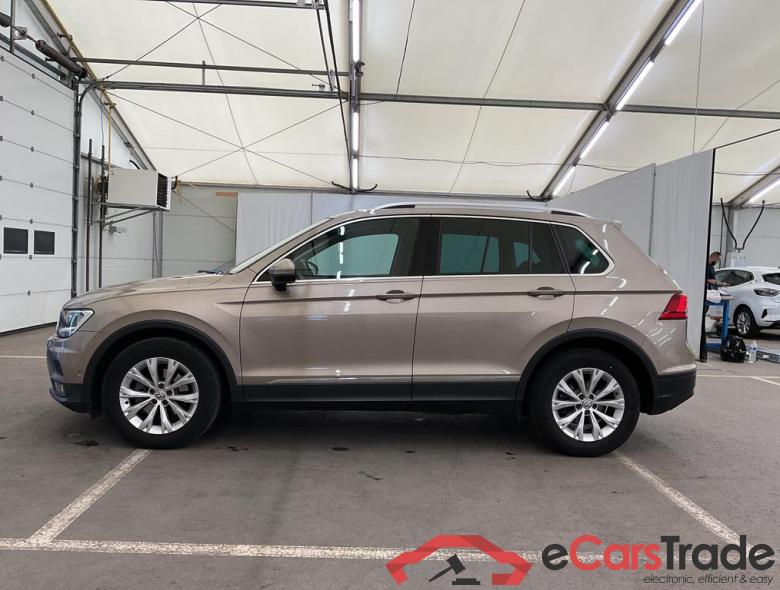 VOLKSWAGEN Tiguan 1.4 TSI 92 kW (125 ch) 6 vitesses manuel #6