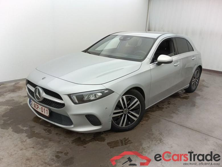 Mercedes-Benz A-Klasse A 180 d DCT Business Solution 5d #1