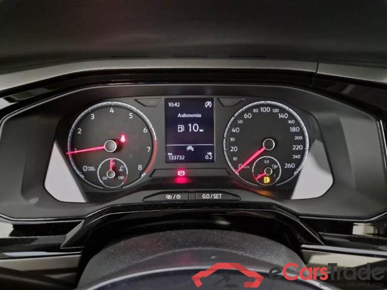 Volkswagen 136 VOLKSWAGEN POLO / 2017 / 5P / BERLINA 1.0 TSI BUSINESS COMFORTLINE #4