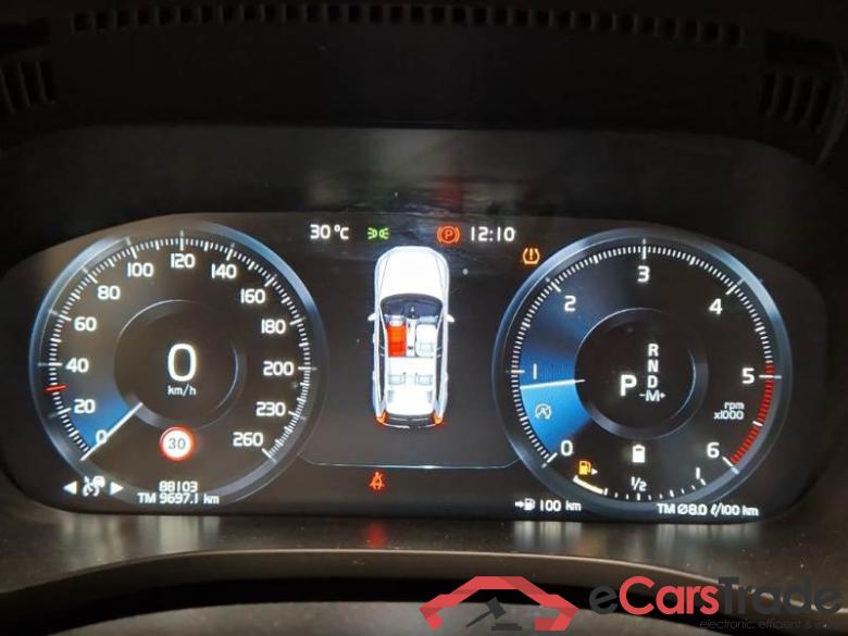 Volvo 238 VOLVO XC60 / 2017 / 5P / SUV B4 D AWD AUTOMATICO MOMENTUM PRO #4