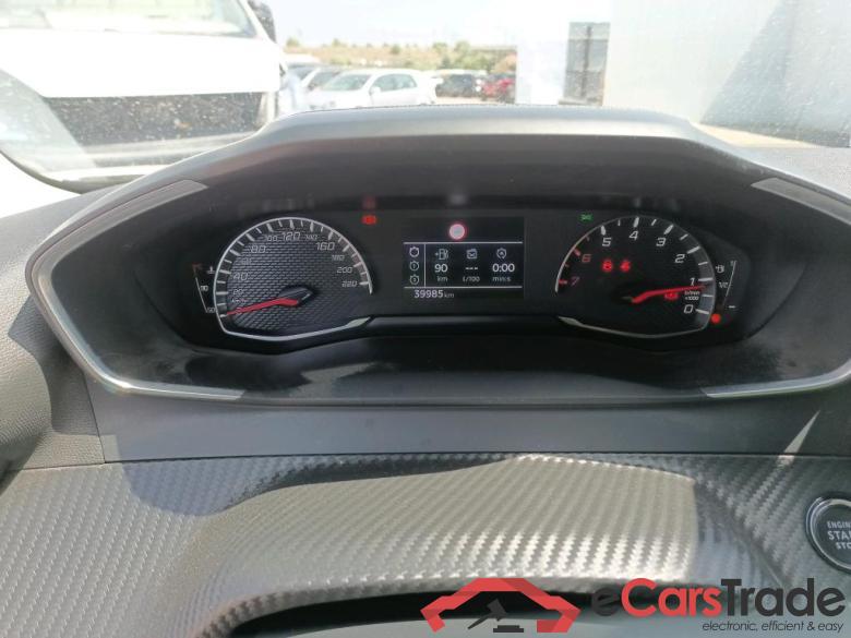 Peugeot Allure Pack BlueHDI 81kW (110CV) (AC) 2008 Allure Pack 1.5 HDi 110CV MT6 E6d #4