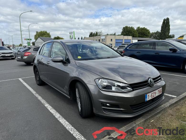 VOLKSWAGEN Golf VII Golf   Trendline 1.6 TDI BlueMotion Technology 66 kW (90 ch) 5 vitesses manuel #2