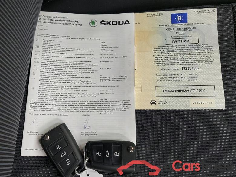 SKODA - SKO OCTAVIA COMBI CRTDI 115PK GreenTec Style & GPS & Look & Kessy & PDC Front & Rear #4