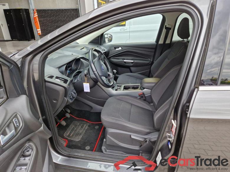 FORD Kuga 1.5 EcoBoost Trend Ultimate #5