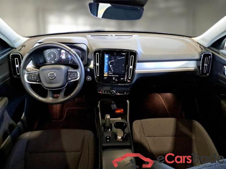Volvo 228 VOLVO XC40 / 2017 / 5P / SUV T5 PLUG-IN HYBRID AUTO RECH INSCRIP EXPR #3