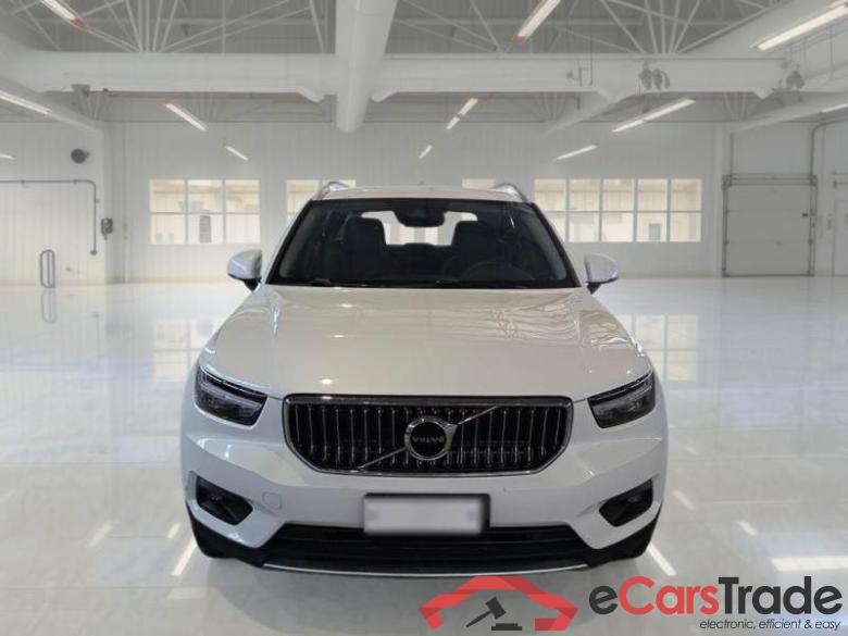 Volvo 228 VOLVO XC40 / 2017 / 5P / SUV T5 PLUG-IN HYBRID AUTO RECH INSCRIP EXPR #6