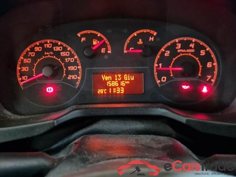 Fiat 2 FIAT FIORINO / 2016 / 4P / VETT. FURGONATA 1.3 MULTIJET 80 CV E6 SX #4