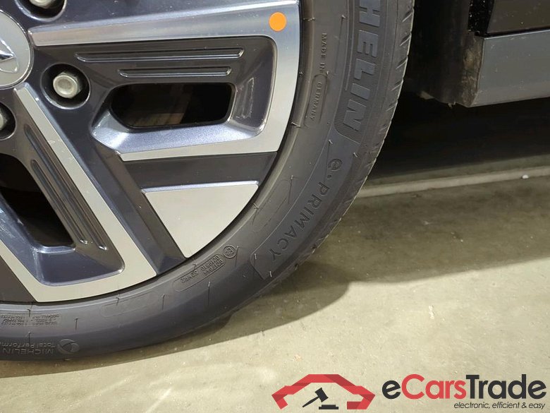 Kona Prime Elektro 2WD 64kWh #6