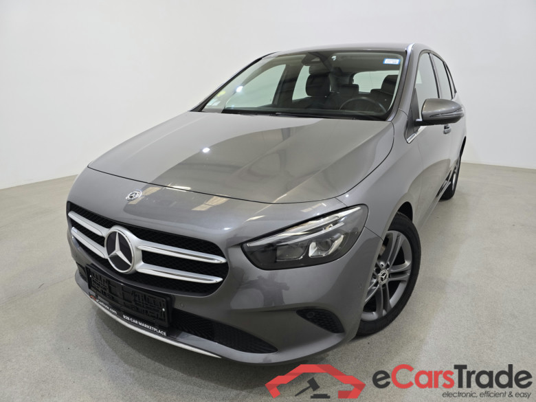 Mercedes B 200d Aut. LED-Xenon Widescreen Navi 1/2 Sport-Leather KeylessGo Camera Klima PDC ...