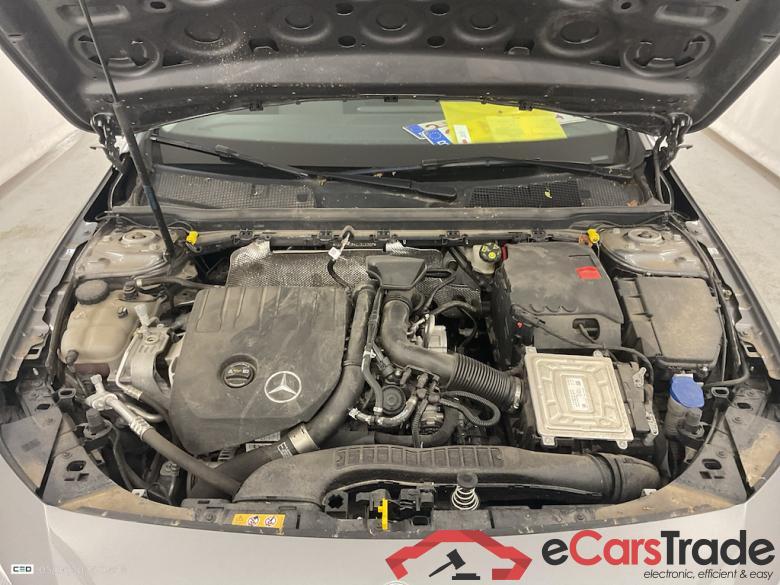 MERCEDES-BENZ CLASS A SEDAN (V177) A 180 #6