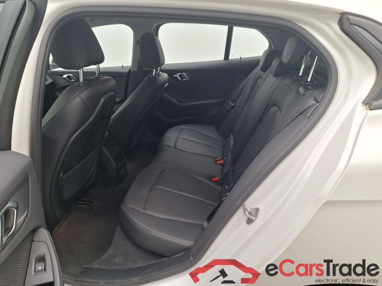 BMW, 1-serie '19, BMW 1 Reeks Hatch 118iA (103 kW) 5d #4