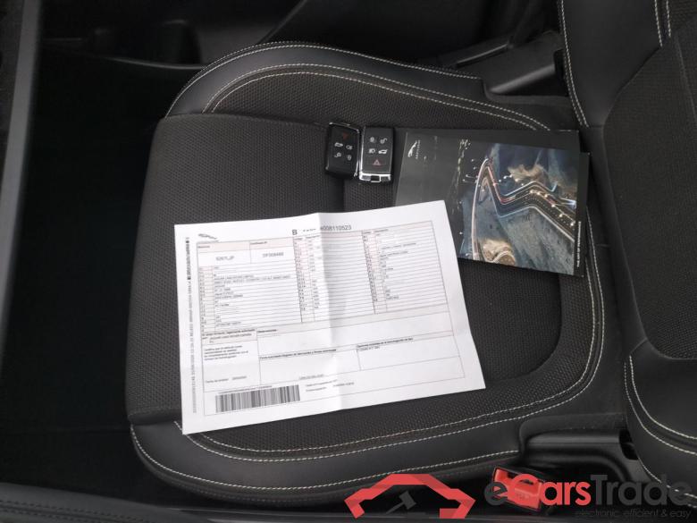 JAGUAR E-Pace / 2017 / 5P / todoterreno 2.0D 110kW R-Dynamic 4WD Auto #5