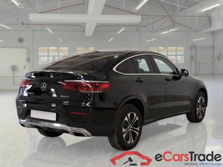 MERCEDES-BENZ GLC COUPÈ / 2019 / 5P / SUV 300 E 4MATIC EQ-POWER EXECUTIVE AUT. #2 MERCEDES-BENZ GLC COUPÈ / 2019 / 5P / SUV 300 E 4MATIC EQ-POWER EXECUTIVE AUT. #2