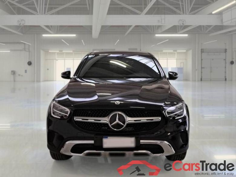 MERCEDES-BENZ GLC COUPÈ / 2019 / 5P / SUV 300 E 4MATIC EQ-POWER EXECUTIVE AUT. #6 MERCEDES-BENZ GLC COUPÈ / 2019 / 5P / SUV 300 E 4MATIC EQ-POWER EXECUTIVE AUT. #6