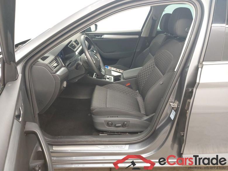 Skoda Superb Combi 1.5 TSI ACT 110kW DSG7 Clever 5d #3