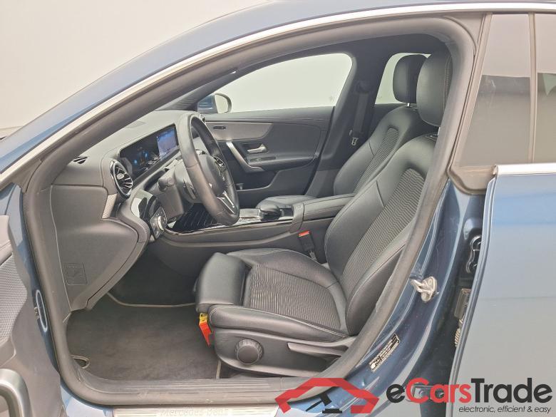 Mercedes, CLA-Class SB '19, Mercedes-Benz CLA Shooting Brake CLA 200 d Busines #3