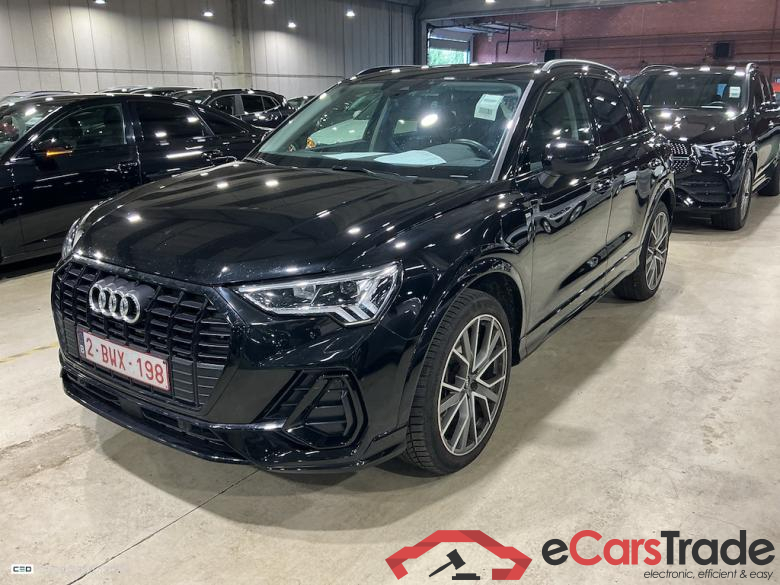 AUDI Q3 1.4 45 TFSI E S TRONIC S LINE AUDI Q3 1.4 45 TFSI E S TRONIC S LINE