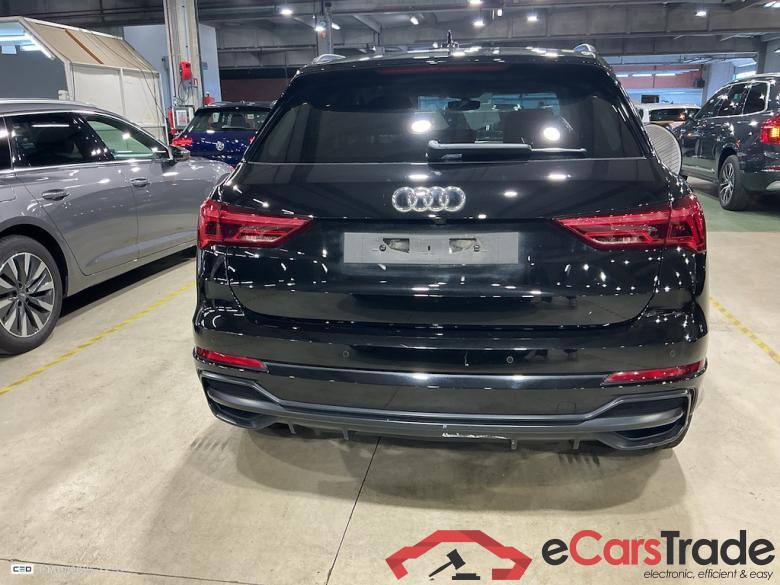 AUDI Q3 1.4 45 TFSI E S TRONIC S LINE #5 AUDI Q3 1.4 45 TFSI E S TRONIC S LINE #5