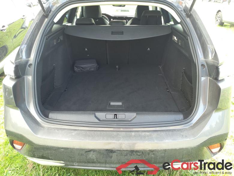 PEUGEOT 308 SW 1.2 PureTech Allure 130 #2