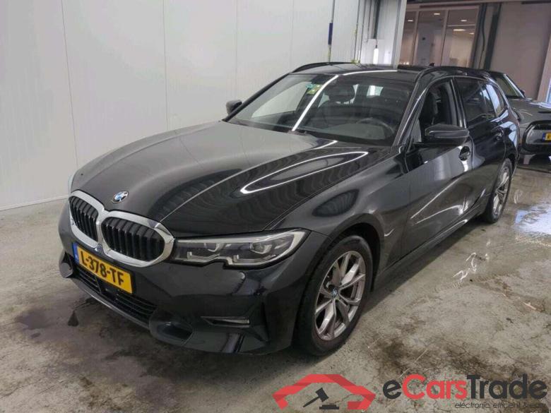BMW 3-serie Touring 318i Executive Ed. #1 BMW 3-serie Touring 318i Executive Ed. #1