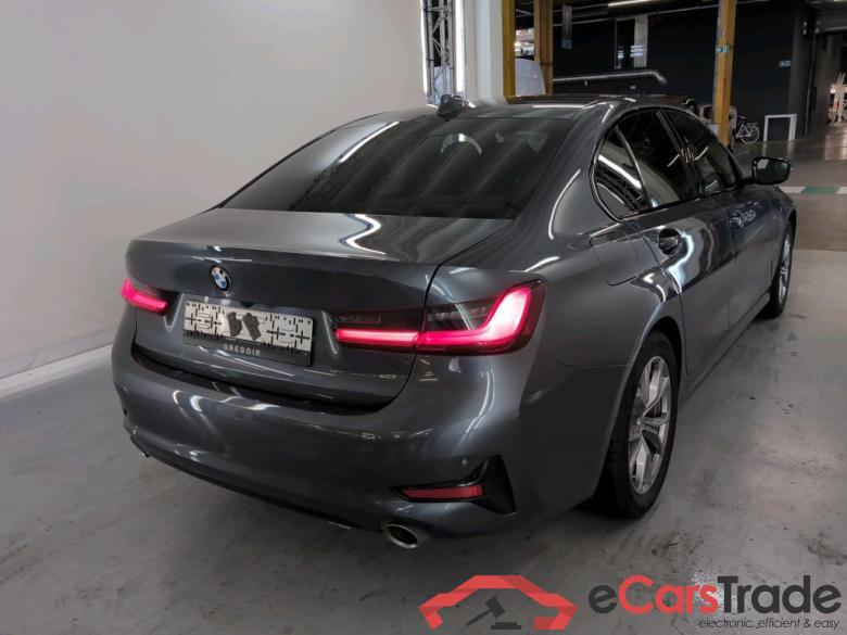 BMW 3 - 2019 318iA OPF #4 BMW 3 - 2019 318iA OPF #4