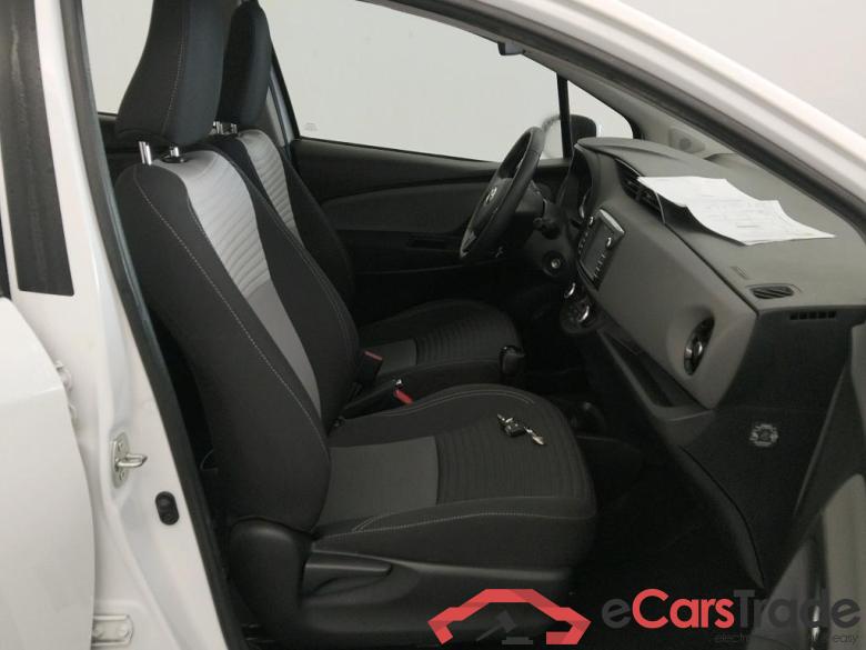TOYOTA Yaris / 2017 / 5P / berlina con portón 1.5 100H Active #6