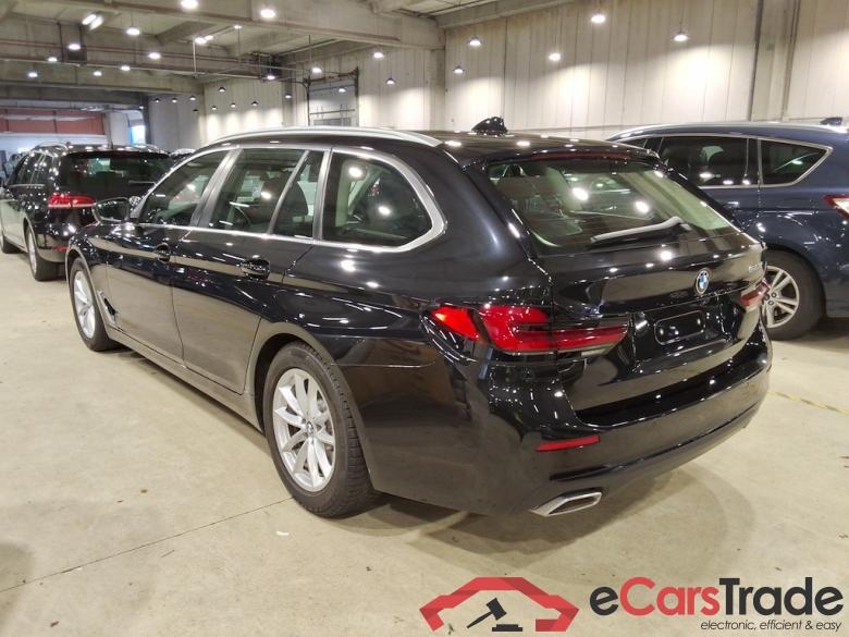 BMW 5 SERIES TOURING 2.0 520D 120KW TOURING AUTO #2 BMW 5 SERIES TOURING 2.0 520D 120KW TOURING AUTO #2