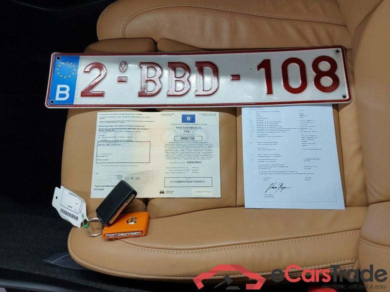 Volvo XC40 T4 Recharge Geartronic Inscription 5d #4