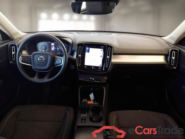 VOLVO XC40 / 2017 / 5P / SUV T4 PLUG-IN HYBRID AUTO RECH INSCRIP EXPR #3