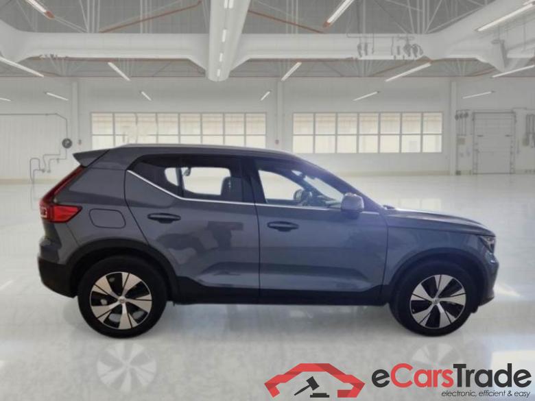 VOLVO XC40 / 2021 / 5P / SUV T5 RECHARGE PLUG-IN AUTO CORE #6