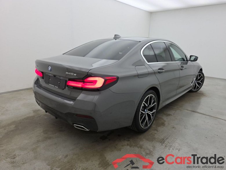 BMW 5 Reeks Berline 545e xDrive 4d #2