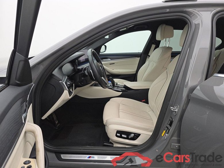 BMW 5 Reeks Berline 545e xDrive 4d #3