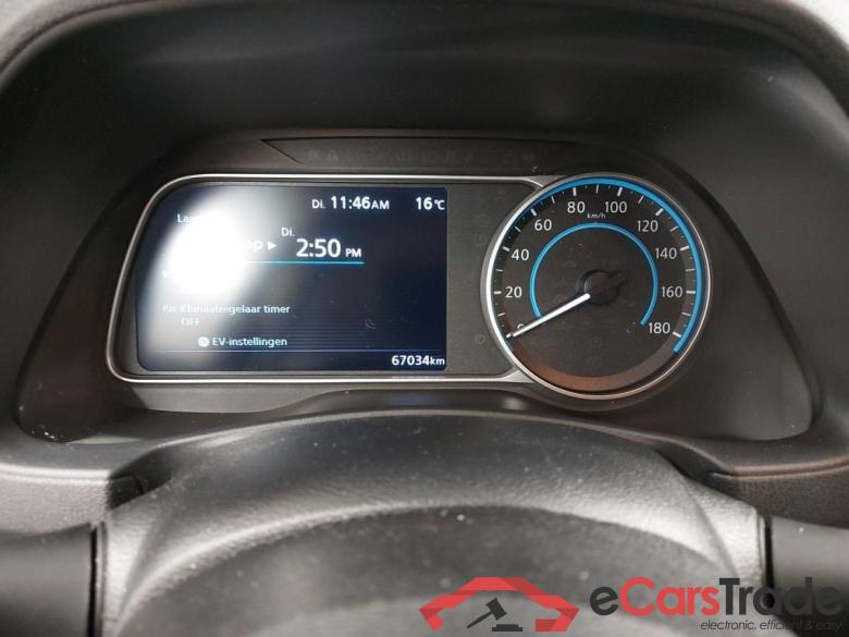 Nissan Leaf Tekna 62kWh 5d #6