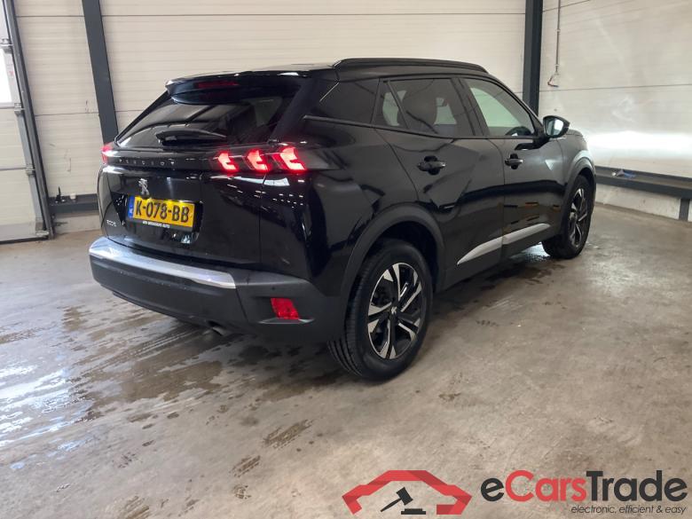 PEUGEOT 2008 1.2 PureTech Allure #3