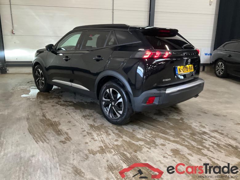 PEUGEOT 2008 1.2 PureTech Allure #4