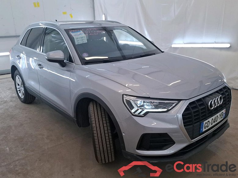 AUDI Q3 / 2018 / 5P / SUV 45 TFSI E 245 S TRONIC BUSINESS LINE #4